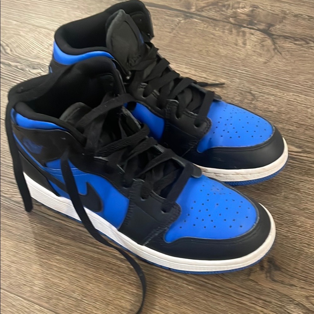 Nike Black and Blue Sneakers High-Top